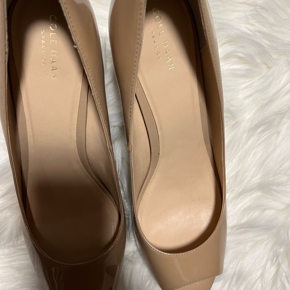 Cole Haan wedges. New - Picture 5 of 7